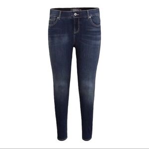 TORRID BOMBSHELL SKINNY PREMIUM STRETCH DARK WASH